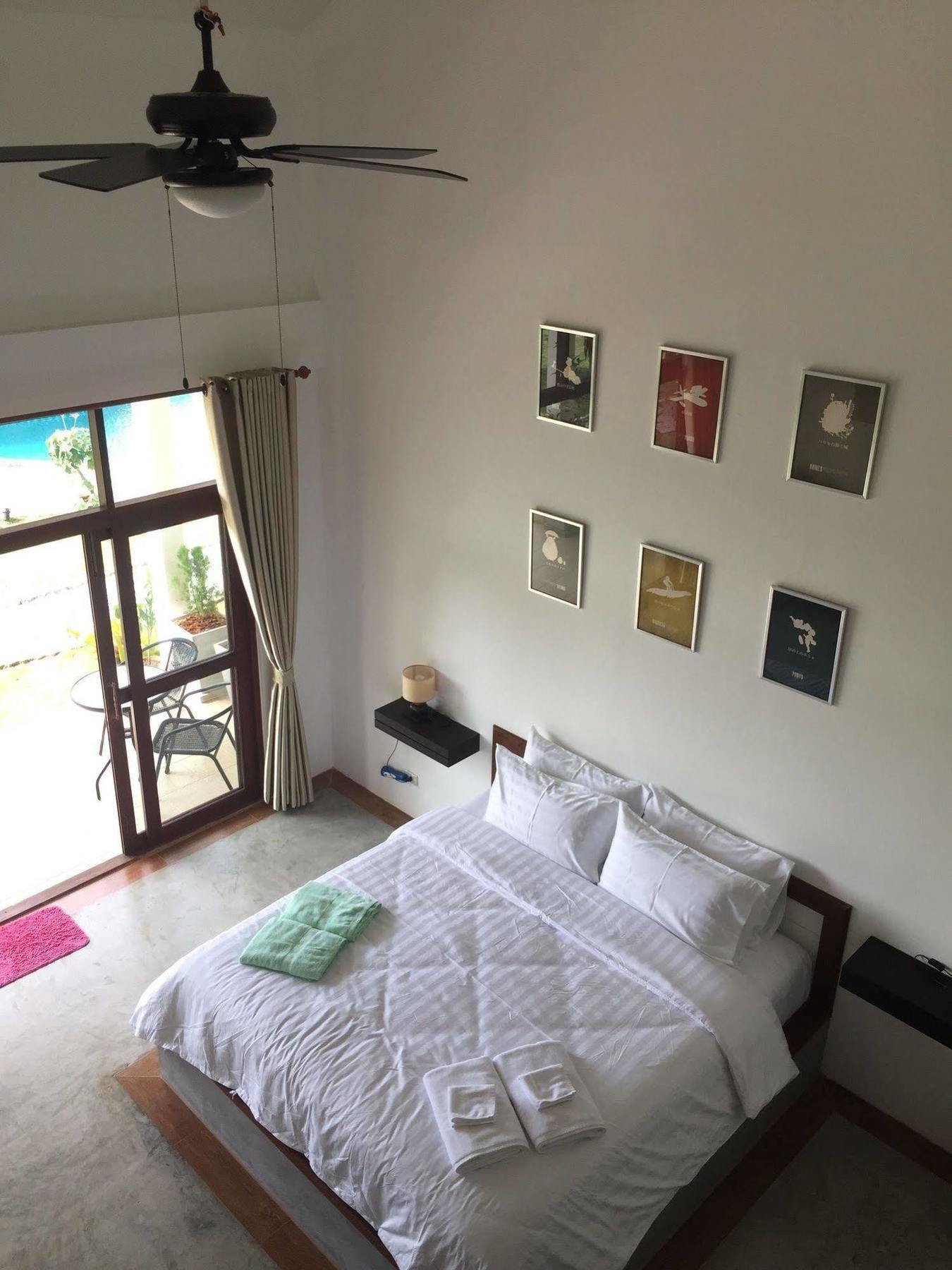 Tree Roots Retreat Hotel Rayong Bagian luar foto
