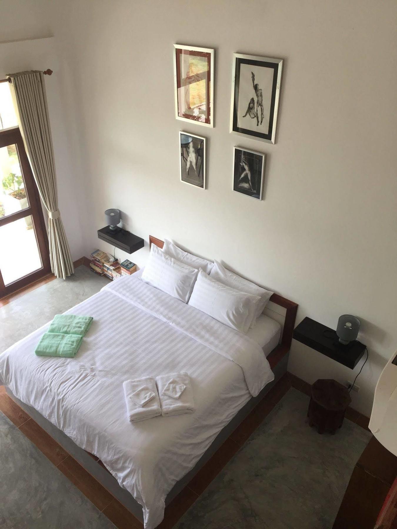 Tree Roots Retreat Hotel Rayong Bagian luar foto