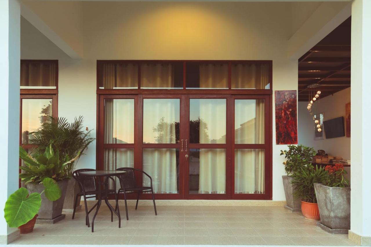 Tree Roots Retreat Hotel Rayong Bagian luar foto